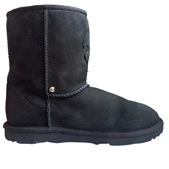 New Ugg Classic Short II Black Boots US 4 Big Kids 4 - 10 years Unisex Custom - Picture 13 of 16